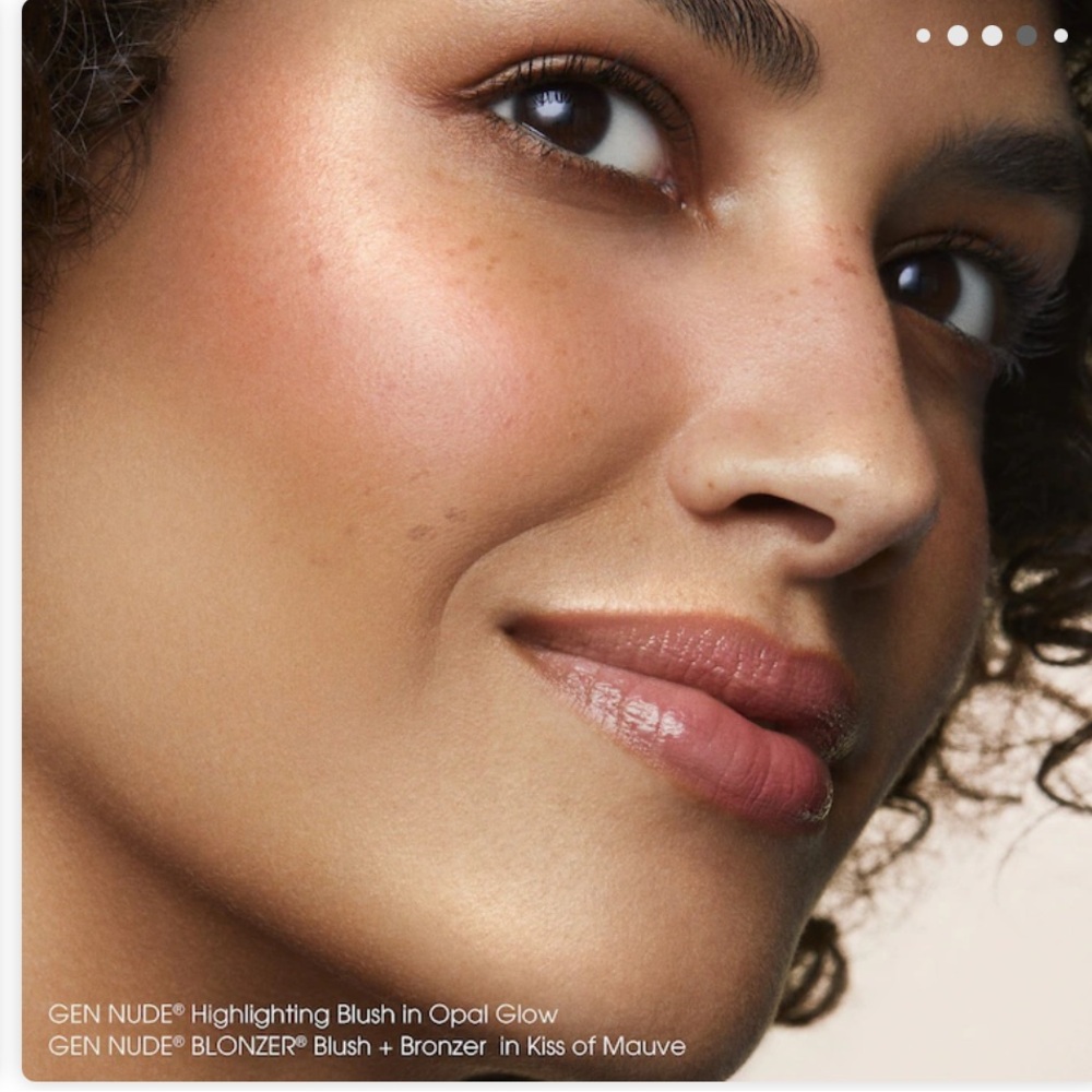 bareMinerals Gen Nude Blonzer Blush + Bronzer in KISS of Spice - Picture 10 of 14